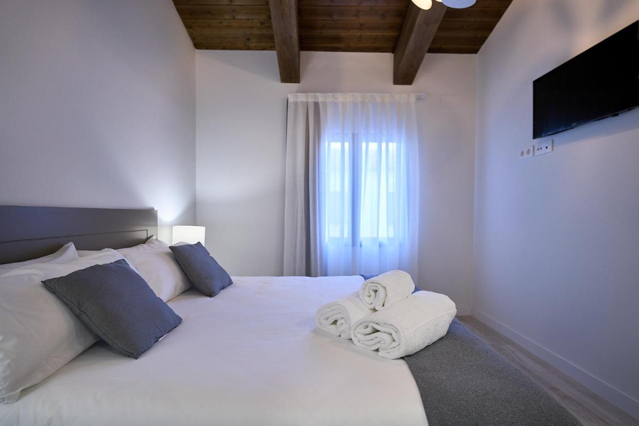 Ines Luna Suites ซาลามังกา ภายนอก รูปภาพ