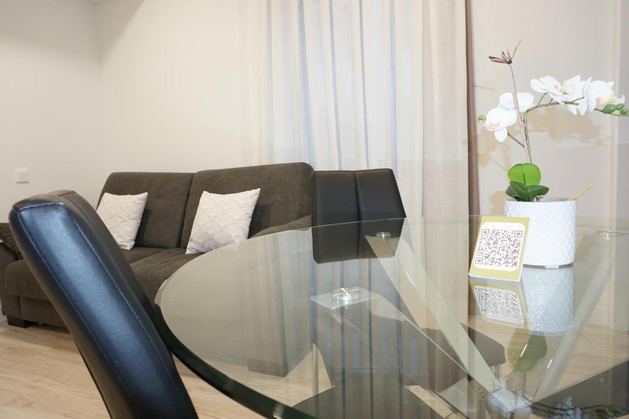 Ines Luna Suites ซาลามังกา ภายนอก รูปภาพ